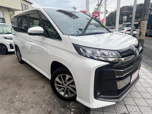 Toyota NOAH 2022