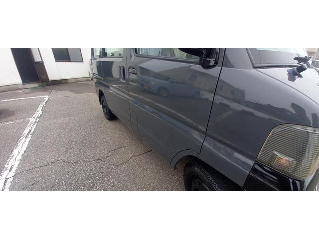 Nissan CLIPPER VAN 2004