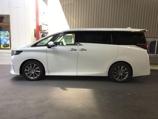 Toyota ALPHARD 2025