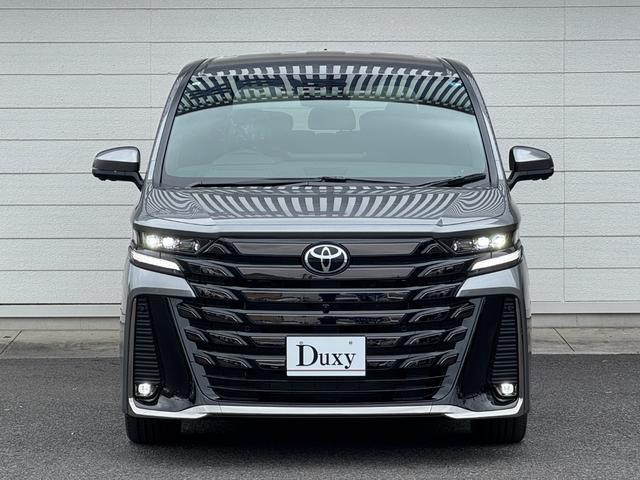 Toyota VELLFIRE HYBRID 2026