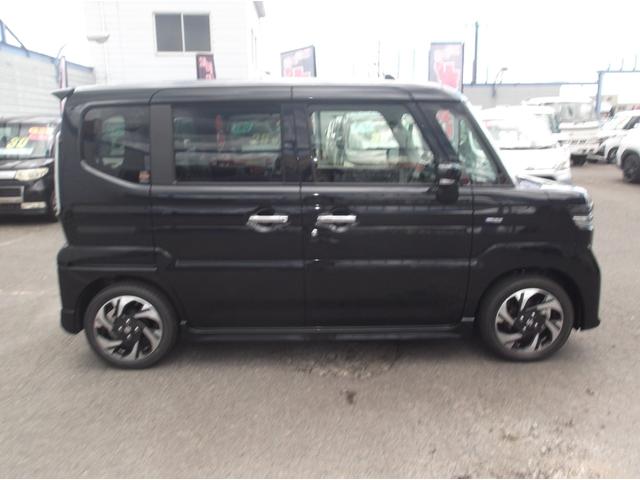 Suzuki SPACIA CUSTOM 2025