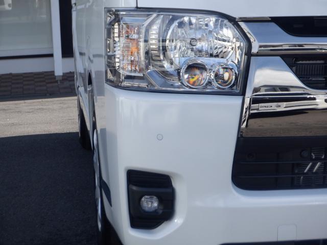 Toyota HIACE VAN 2025