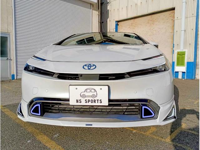 Toyota PRIUS 2024