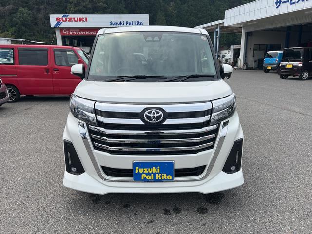 Toyota ROOMY 2023