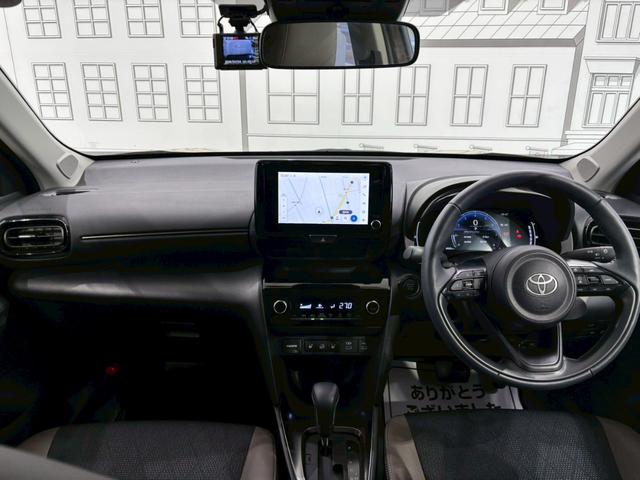 Toyota YARIS CROSS 2024