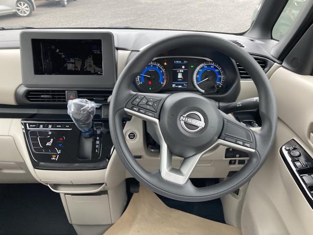 Nissan ROOX 2023