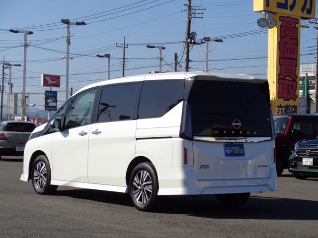 Nissan SERENA 2024