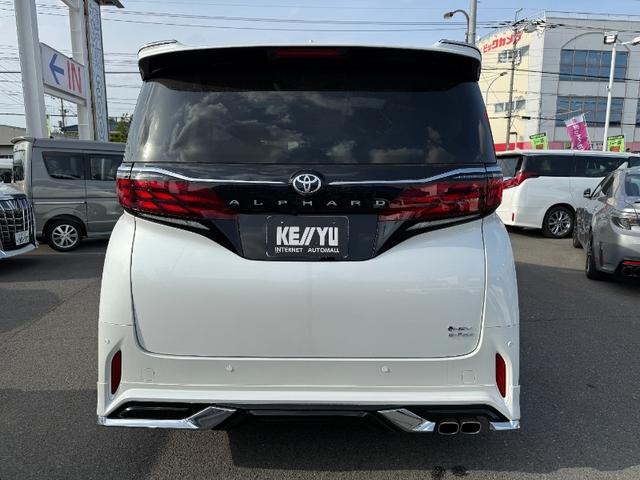 Toyota ALPHARD HYBRID 2024