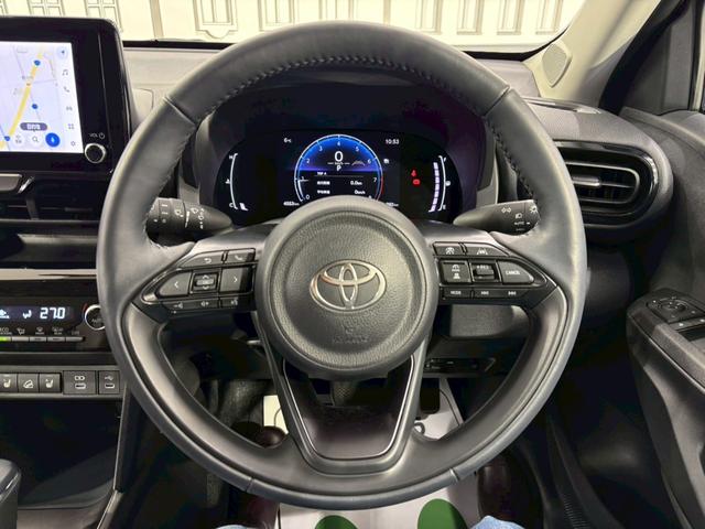 Toyota YARIS CROSS 2024