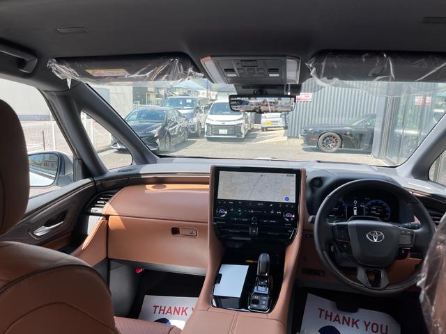 Toyota VELLFIRE 2025