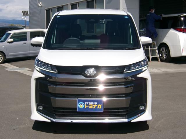 Toyota NOAH 2026