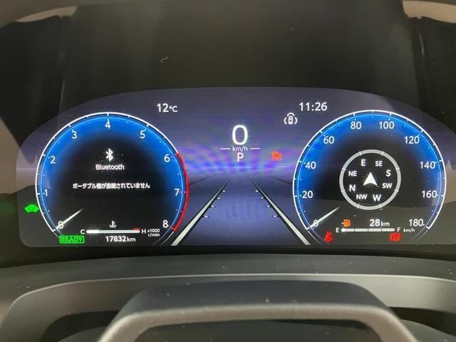 Toyota VELLFIRE HYBRID 2025