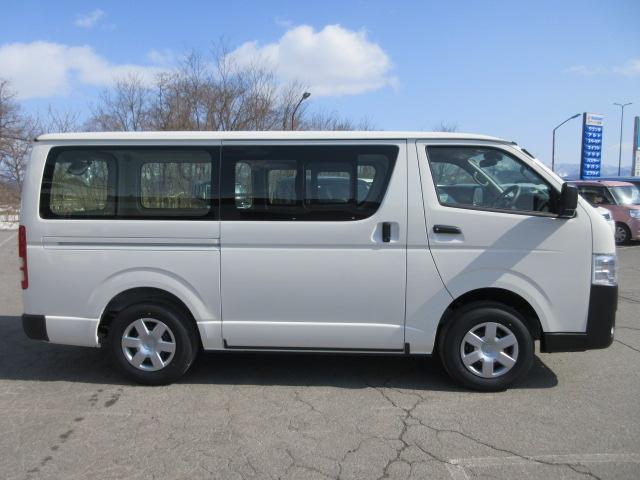 Toyota HIACE VAN 2026