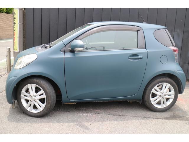 Toyota IQ 2010