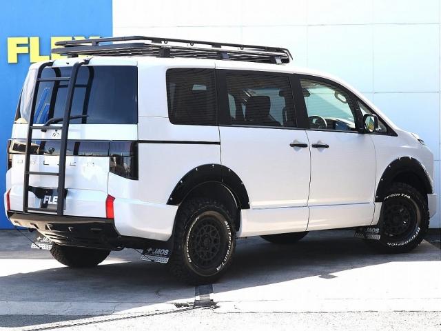 Mitsubishi DELICA D:5 2025