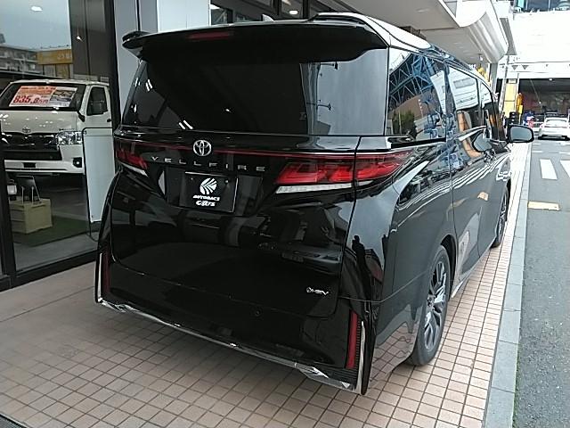 Toyota VELLFIRE HYBRID 2026
