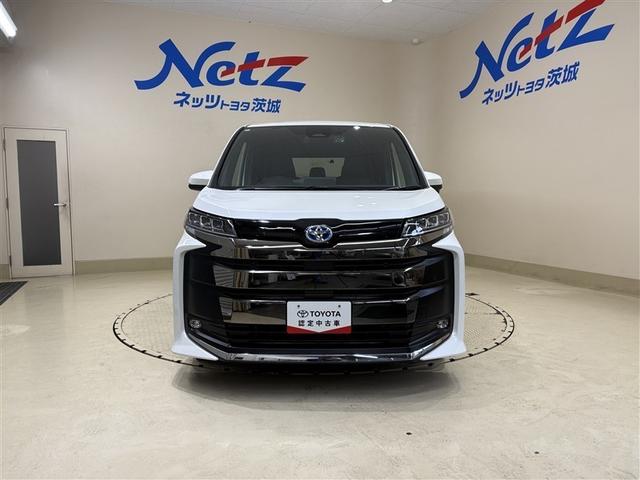 Toyota NOAH 2024