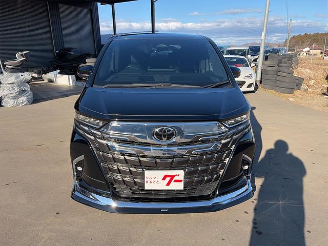 Toyota ALPHARD 2024