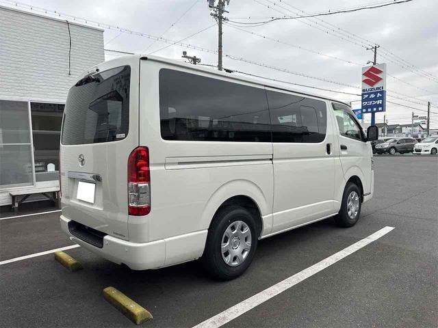 Toyota HIACE VAN 2025
