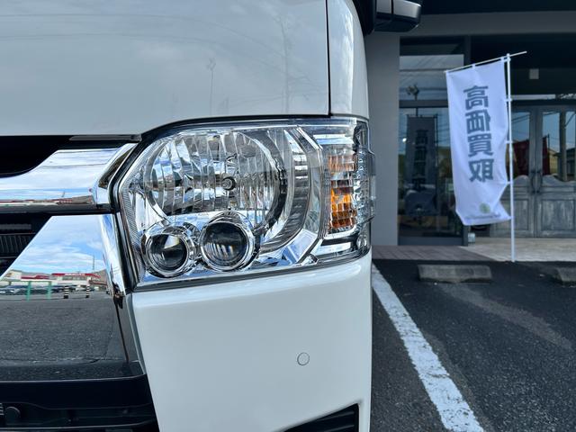 Toyota HIACE VAN 2025