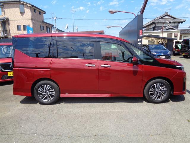 Nissan SERENA 2023
