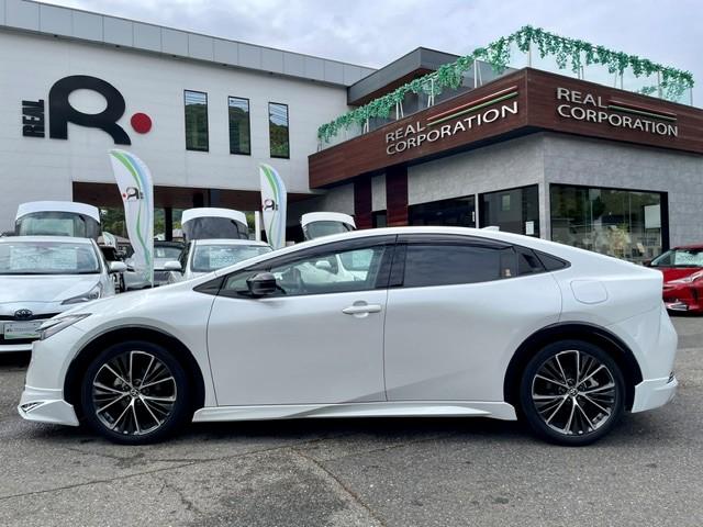 Toyota PRIUS 2023