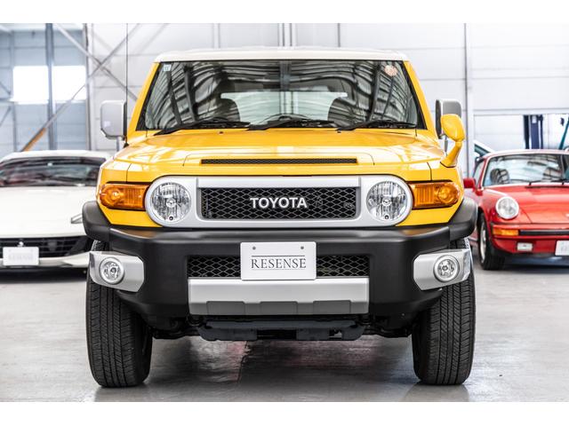 Toyota FJ CRUISER 2015