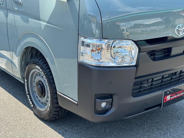 Toyota HIACE VAN 2026