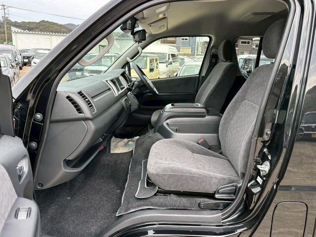 Toyota HIACE WAGON 2025