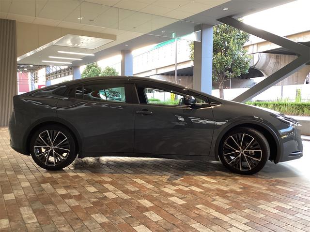 Toyota PRIUS 2023