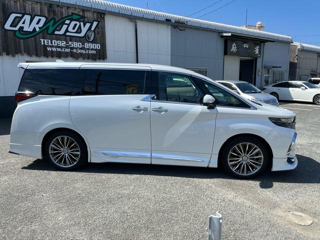 Toyota ALPHARD 2023
