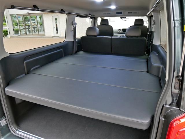 Nissan CARAVAN 2025