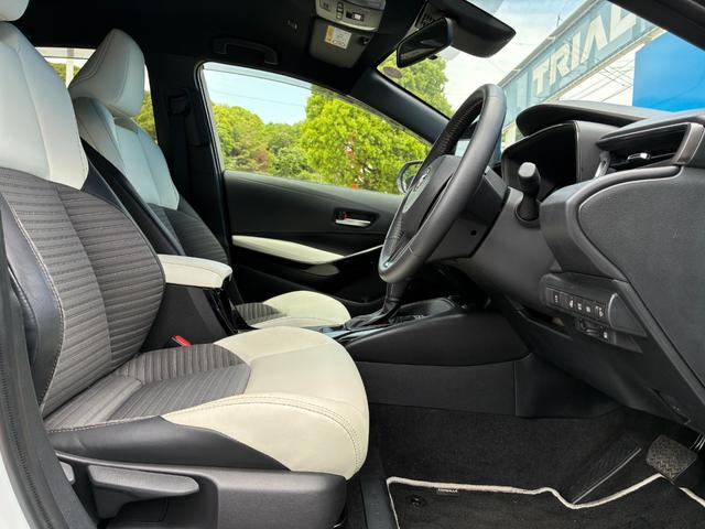 Toyota COROLLA TOURING 2023
