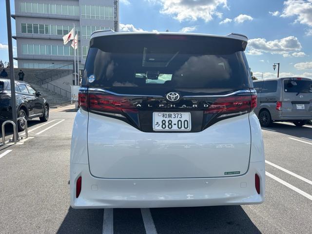 Toyota ALPHARD 2024
