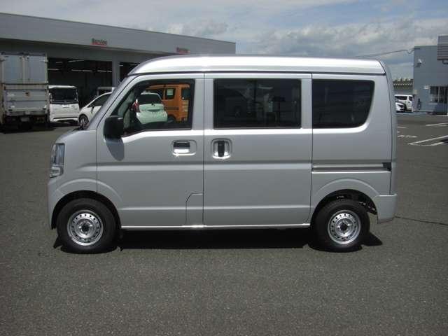 Nissan CLIPPER VAN 2025