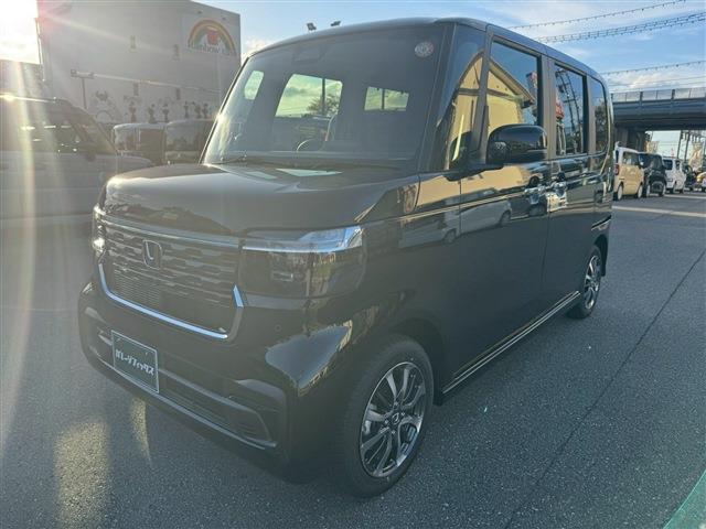 Honda N-BOX CUSTOM 2025