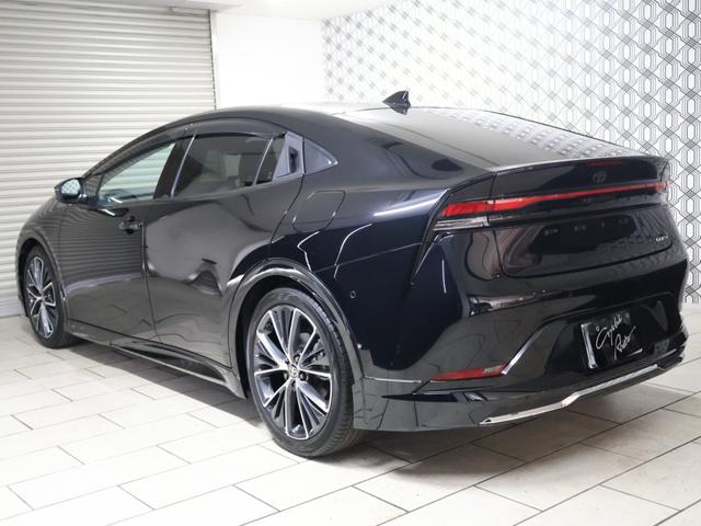 Toyota PRIUS 2024