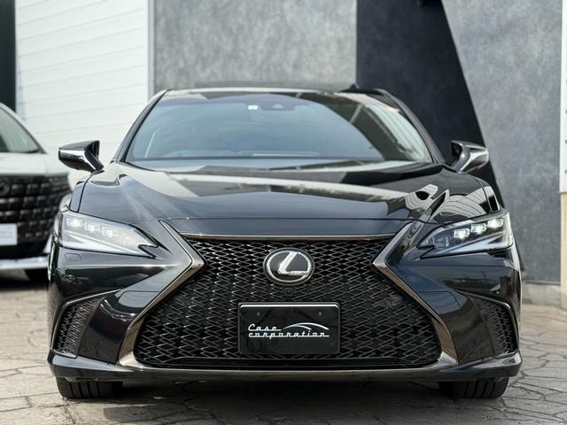 Lexus ES 2023