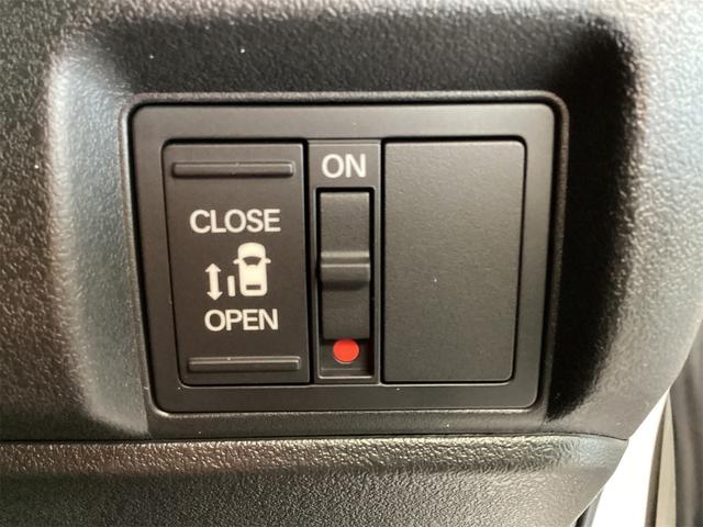 Honda N-BOX CUSTOM 2025