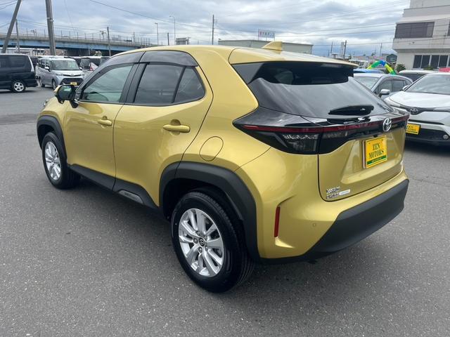 Toyota YARIS CROSS 2023