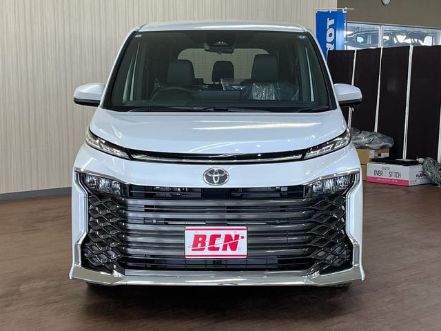 Toyota VOXY 2026