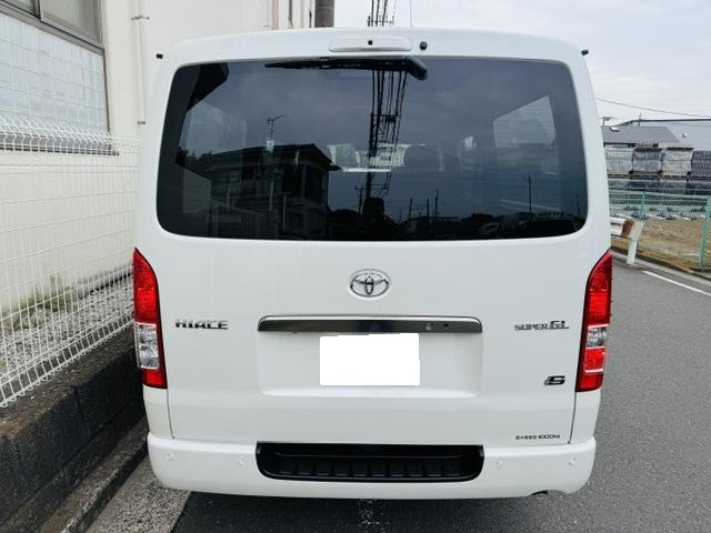 Toyota HIACE VAN 2025