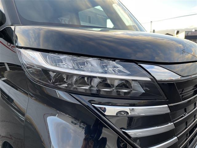 Nissan ROOX 2023