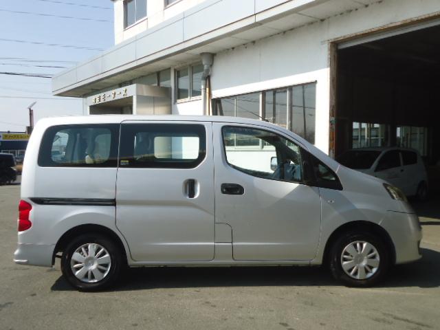 Nissan NV200 VANETTE WAGON 2011