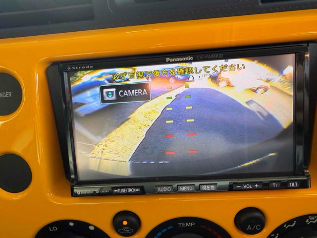 Toyota FJ CRUISER 2011