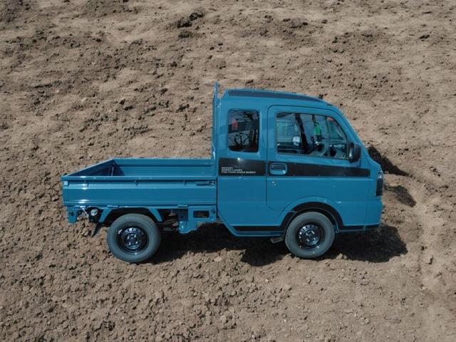 Suzuki SUPER CARRY 2025