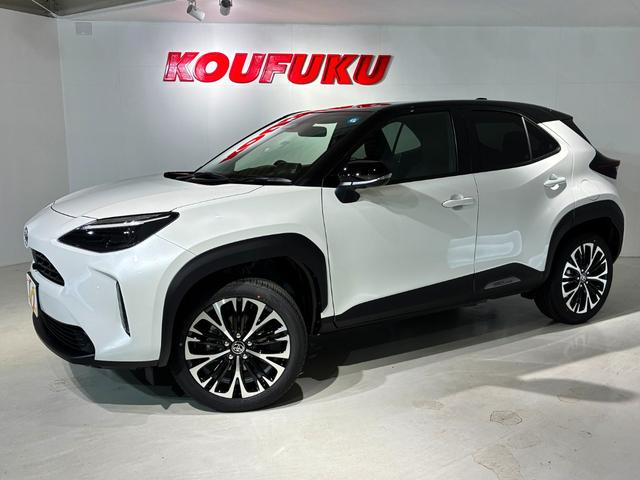 Toyota YARIS CROSS 2026