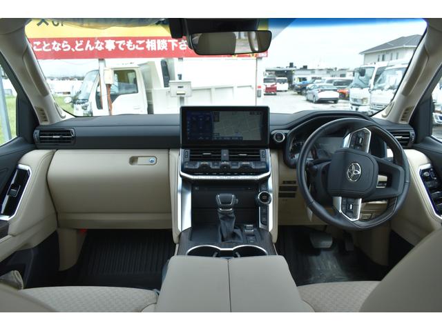 Toyota LAND CRUISER 2023