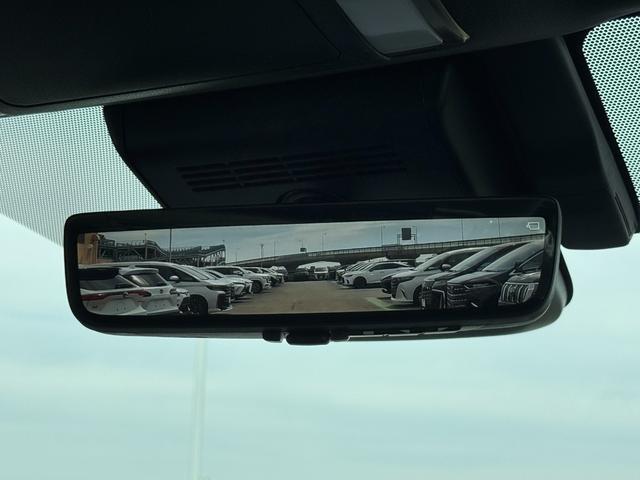 Toyota ALPHARD HYBRID 2026