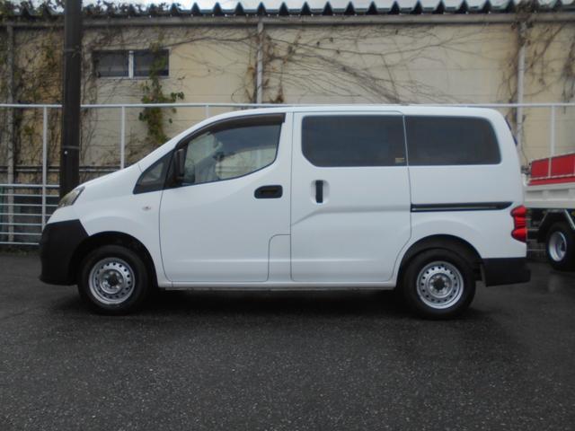 Nissan NV200 VANETTE VAN 2016